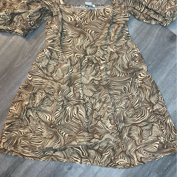 House of Harlow 1960 Puff Sleeve Mini Dress - Picture 2 of 7